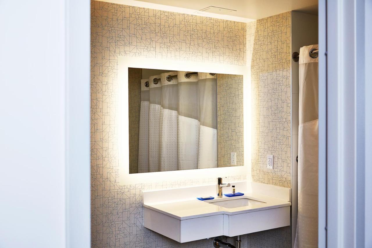 Holiday Inn Express - Nyc Brooklyn - Sunset Park By Ihg New York Exteriér fotografie
